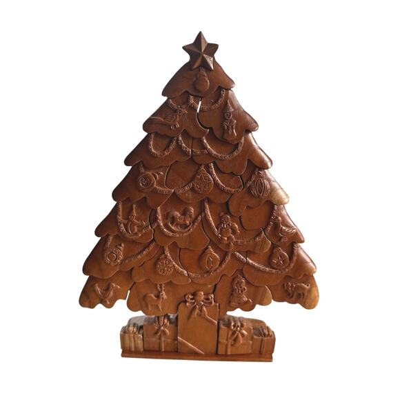 Handcrafted Christmas Tree Puzzle Tabletop Game - Picture 1 of 4